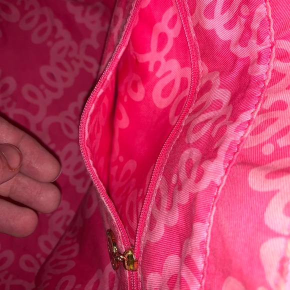 Lily Pulitzer Originals Green frog Tote
Lilly Pulitzer - Picture 7 of 10